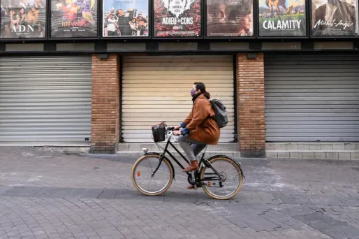 Le Conseil d'Etat valide la fermeture des théâtres et cinémas.