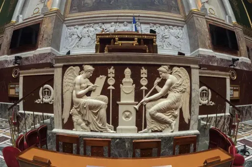 Un ultime vote à l'Assemblée nationale a validé la prolongation des mesures.