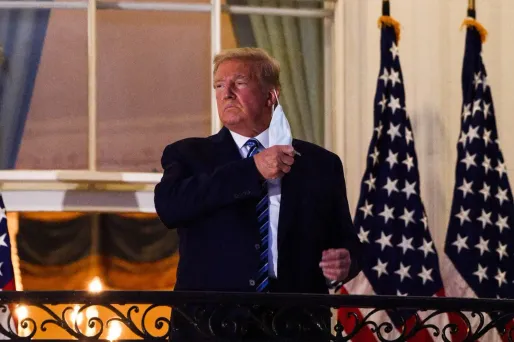 Donald Trump a accordé une série de grâces controversées à ses amis.