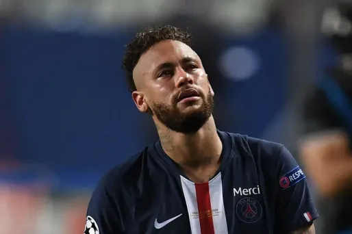 "C'est ce que je veux le plus, prendre à nouveau du plaisir avec lui sur un terrain", a déclaré Neymar mercredi.