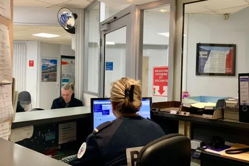 Europe 1 a passé une journée au commissariat d'Amiens, qui accueille vendredi la matinale de Nikos Aliagas.