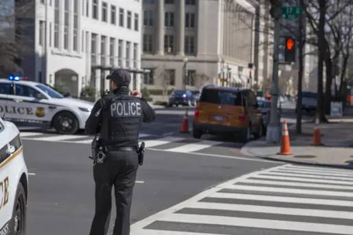 policier américain crédit : ALEX EDELMAN / AFP - 1280
