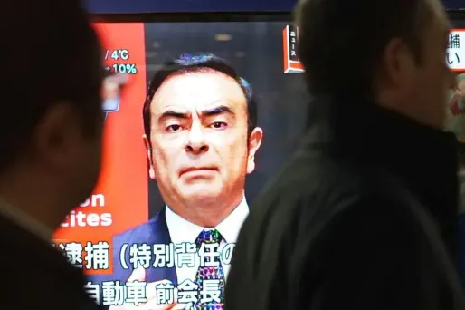 Selon son fils, Carlos Ghosn est "prêt à se défendre de façon vigoureuse" devant un tribunal de Tokyo mardi prochain.