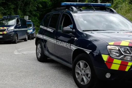 Les enquêtes ont été confiées à la gendarmerie et à la police pour établir d'éventuels liens entre les deux événements. Photo d'illustration.