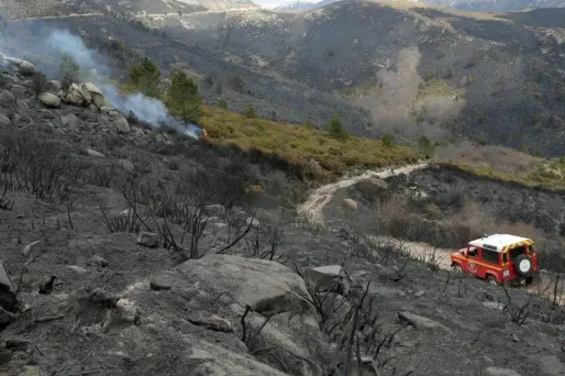 110 pompiers et gendarmes étaient encore mobilisés dimanche matin. (Photo d'illustration)