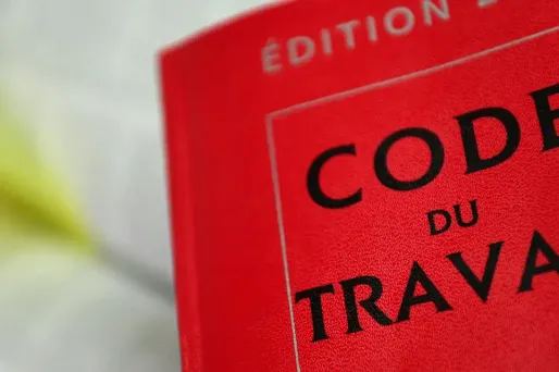 Image d'illustration du code du travail (1280x640) FRANCK FIFE / AFP