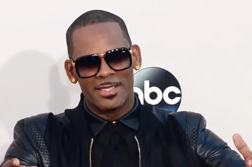 R; Kelly, 2013 crédit : FREDERIC J. BROWN / AFP - 1280