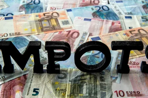 INFORMATION EUROPE 1 - L'État ne va pas récupérer le montant de l'impôt prélevé à la source avant une à trois semaines