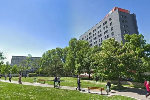 La jeune femme, étudiante en médecine, avait confié à Europe 1 le harcèlement dont elle disait faire l'objet.