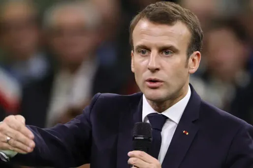 Emmanuel Macron remonte dans les sondages.