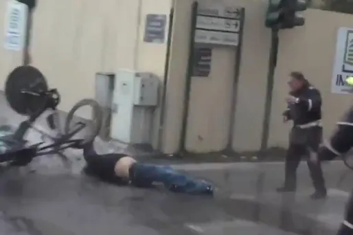 L'état de santé du piéton n'inspire pas d'inquiétude selon la presse italienne.