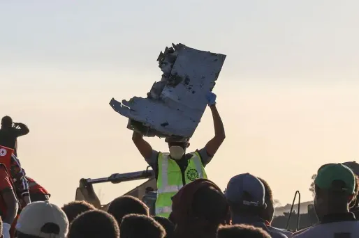 Les boîtes noires de la compagnie éthiopienne sont actuellement décryptées et analysées par les enquêteurs français, près de Paris.