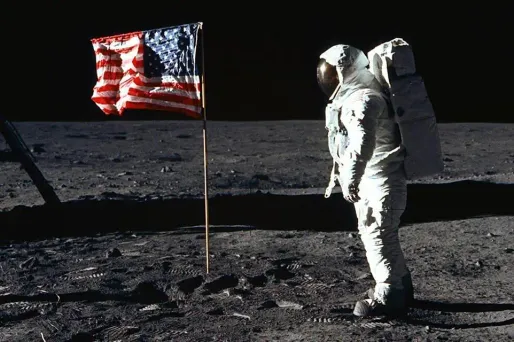 Le 21 juillet 1969, l'Américain Buzz Aldrin pilotait le module lunaire d'Apollo 11, premier vaisseau habité à se poser sur la Lune.
