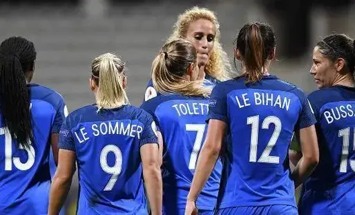 Fin février, 500.000 billets avaient déjà été vendus, soit près de la moitié des places disponibles.