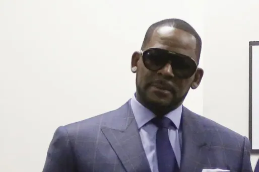 R. Kelly crédit : JOSHUA LOTT / AFP - 1280