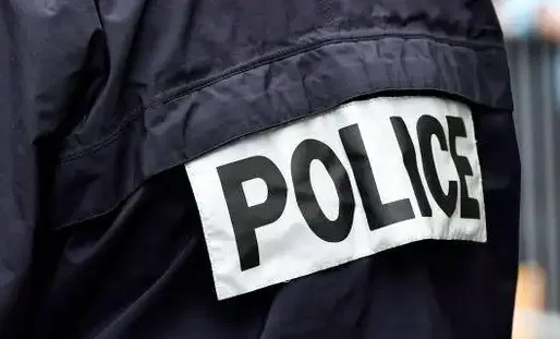 L'enquête a été confiée à la direction régionale de la police judiciaire de Versailles.