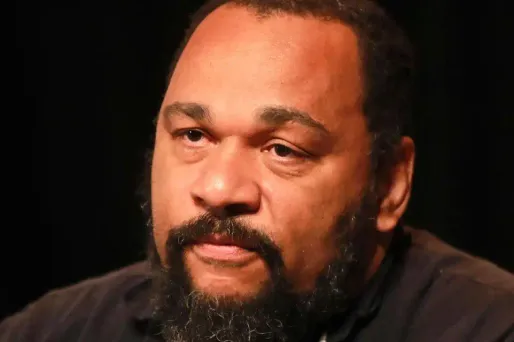 Dieudonné est soupçonné d'avoir détourné à son profit des recettes de ses spectacles.