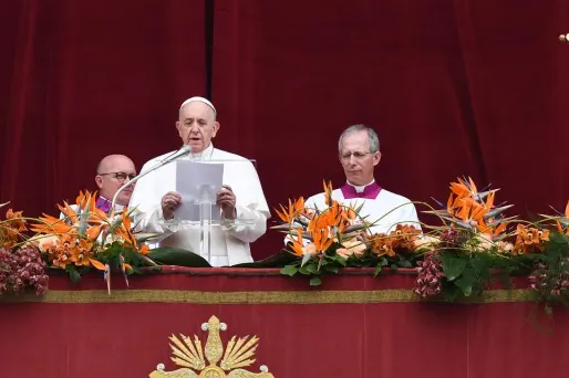 Le pape François a eu une pensée pour les victimes des attentats au Sri Lanka lors de sa bénédiction Urbi et orbi, le 21 avril 2019.