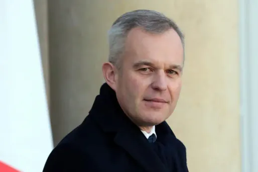 Européennes : De Rugy chahuté par les "gilets Jaunes" à Gaillac