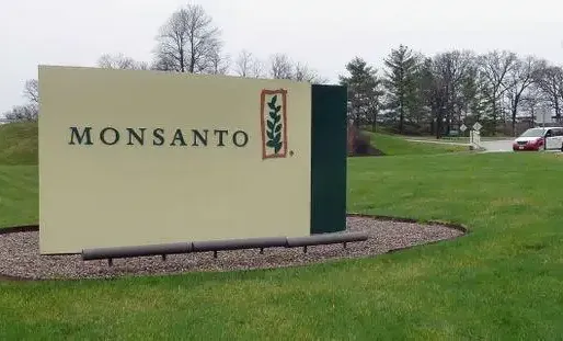 Le parti écologiste porte plainte pour savoir "qui a donné l'ordre" du fichage présumé.