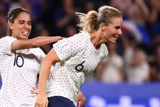 Amandine Henry a délivré les Bleues en prolongations contre le Brésil, dimanche soir.