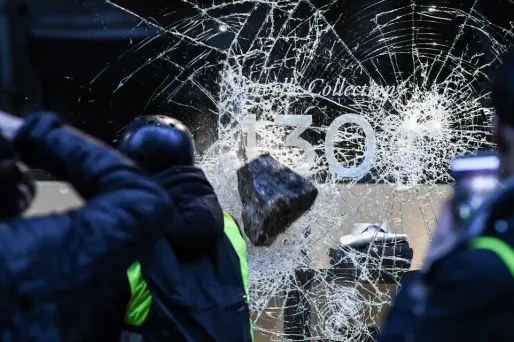 (Photo d'illustration). Au fil des différentes manifestations des "gilets jaunes", de nombreux commerces ont été vandalisés.