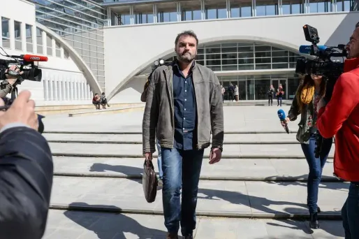 Frédéric Péchier, soupçonné de 24 empoisonnements dont neuf mortels, estime qu'il n'existe pas de preuves de sa culpabilité.