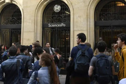 Parallèlement, la prestigieuse école souhaite renforcer le dispositif de ses conventions prioritaires.