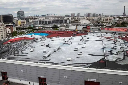 L'oeuvre mesure l'équivalent de quatre terrains de football.