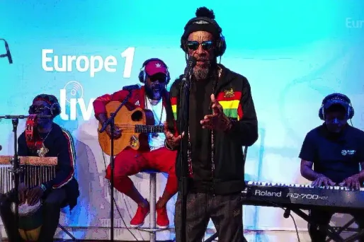 VIDÉO - Inna de Yard chante en live "If you love me" sur Europe 1