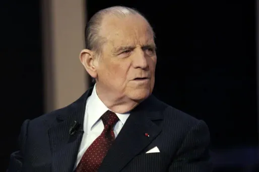 L'ancien Premier ministre Raymond Barre, en 2004.