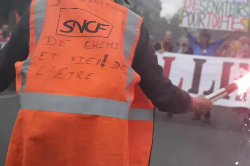Les cheminots protestent contre la réforme ferroviaire, un an après la grève perlée.