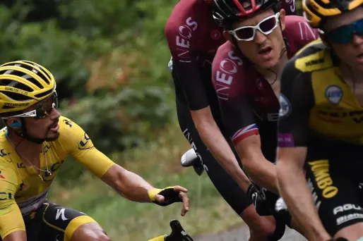 Alaphilippe et les Ineos sur le Tour 2019 (1280x640) Marco Bertorello / AFP