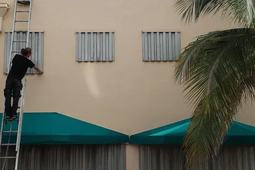 La Floride se prépare à l'arrivée de Dorian.