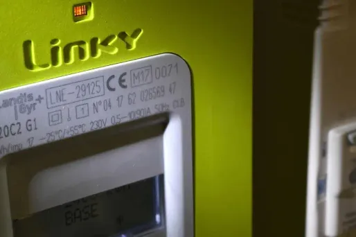 Enedis précise que si des baisses de puissance sont opérées, c'est à la demande des fournisseurs d'électricité comme EDF ou Direct Energie.