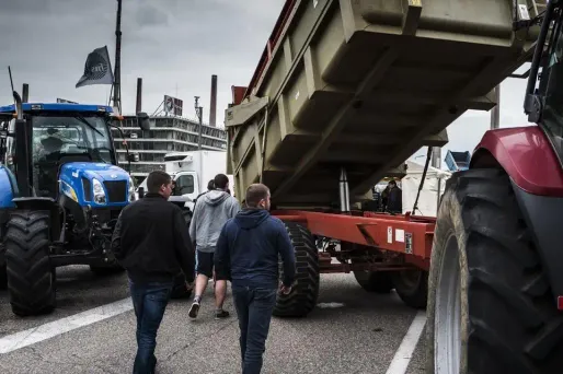 Plus de 1.000 tracteurs doivent converger vers l'avenue Foch, dans le 16ème arrondissement de la capitale, en milieu de matinée. (photo d'illustration)