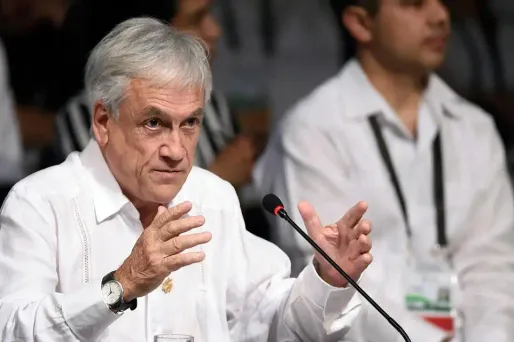 Le président chilien Sebastian Pinera a signé les décrets permettant la levée de l'état d'urgence.