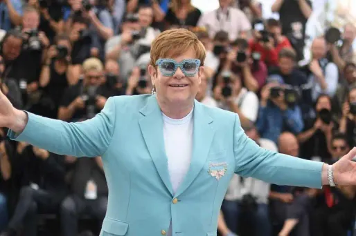 Propriétaire et président de Watford dans les années 1980, le chanteur britannique Elton John a révélé que son club de foot lui avait peut-être "sauvé la vie".