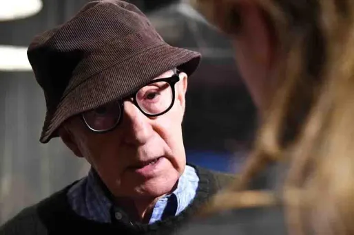 Woody Allen : "Dans les films américains, les hommes sont souvent des personnages en une seule dimension"