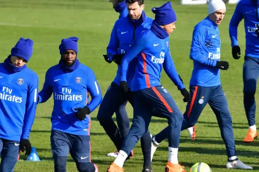 Joueurs du PSG à l'entraînement (1280x640) GÉRARD JULIEN / AFP