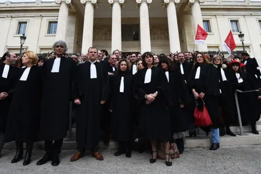 Avocats, magistrats et greffiers protestent contre les chantiers de la justice lancés par l'exécutif, comme ici à Marseille.