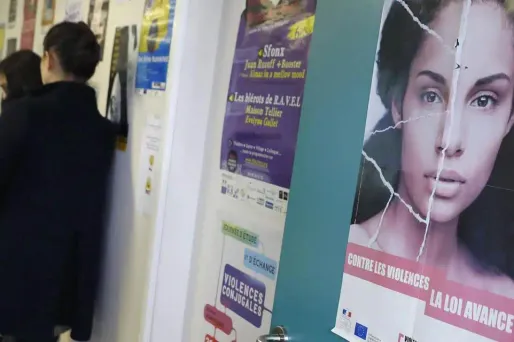 violences faites aux femmes, campagne 2016 crédit : PATRICK KOVARIK / AFP - 1280