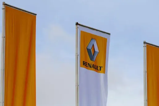 La CGT réclame une prime générale de 5.000 euros tandis que SUD demande une hausse générale de 300 euros par mois