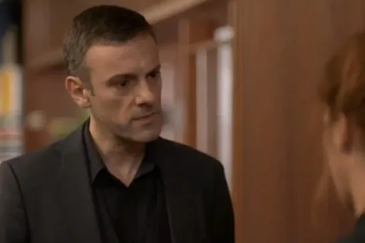 Prof T, saison 1 épisode 1 crédit : Capture d'écran TF1 replay - 1280