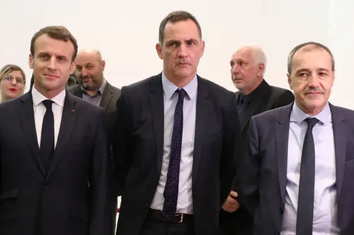 Macron, Corse, Jean-Guy Talamoni, Gilles Simeoni crédit : LUDOVIC MARIN / POOL / AFP - 1280