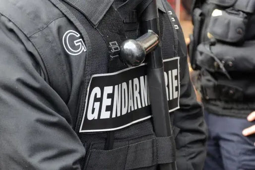 Deux-Sèvres: un gendarme en service décède dans un accident de la route