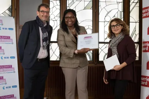 Jean-Dominique Lavazais, Directeur général du Courrier Picard, Yolande Djimadoum, lauréate du Coup de cœur Europe 1 et Catherine Roig, Directrice de la rédaction de Version Femina