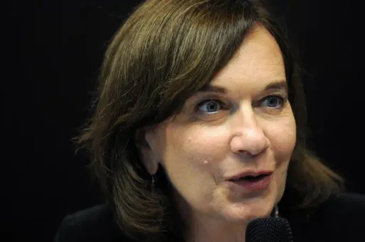 Pour Laurence Rossignol, il faut respecter "la présomption d'innocence, et le respect de la parole de la plaignante".