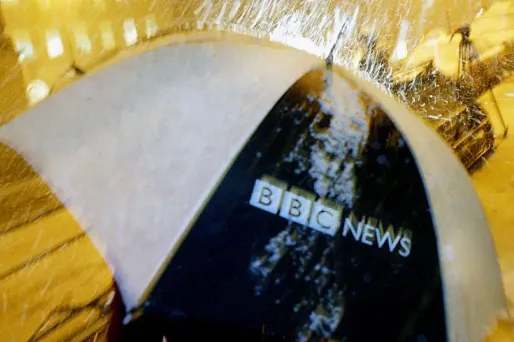 BBC : Six présentateurs stars diminuent leur salaire pour promouvoir l'égalité salariale