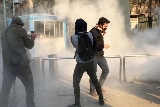 Iran : dix personnes tuées dimanche dans des manifestations